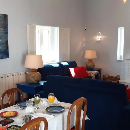 Bed & Breakfast Aprahouseloule Loule