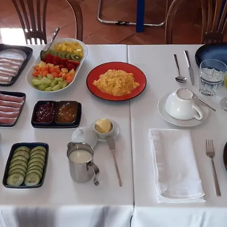 Bed & Breakfast Aprahouseloule *