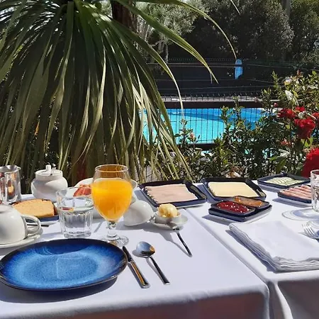 Bed & Breakfast Aprahouseloule