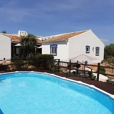 Bed & Breakfast Aprahouseloule Loule