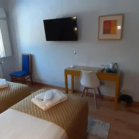 Bed & Breakfast Aprahouseloule *