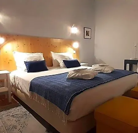 Bed and Breakfast Aprahouseloule 4*
